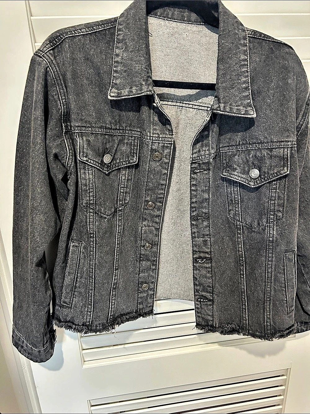 Black Denim Frayed Hem Jean Jacket